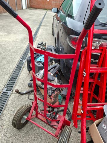 Oud ijzer GRATIS ophaling van schroot & metalen.