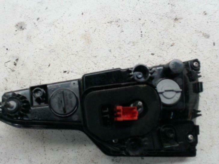 feu interieur gauche  audi A4 4 portes  8w de 2017 led, Utilisé, Audi