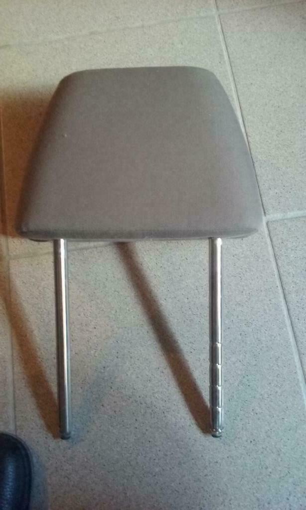hoofdsteun VW Touran (achteraan), Auto-onderdelen, Ophalen, Volkswagen