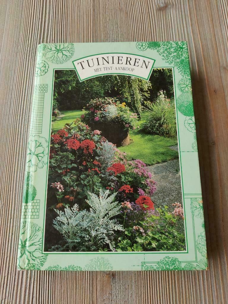 Boek Tuinieren met Test aankoop, Ophalen of Verzenden, Gelezen