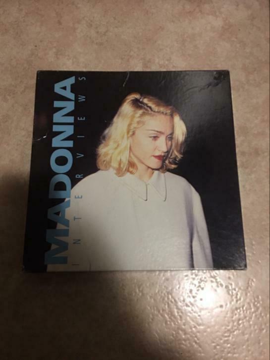 Madonna Box + Kalender, Ophalen