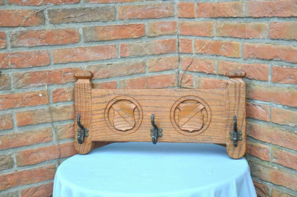 §porte manteau chêne écusson 3 crochets doubles, Enlèvement ou Envoi, Moins de 100 cm, Portemanteau mural, Utilisé