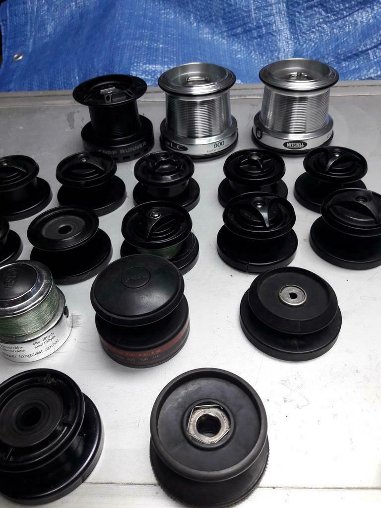 MOULINETS de pêche - pièces détachées... Voir descript., Watersport en Boten, Hengelsport | Algemeen, Ophalen