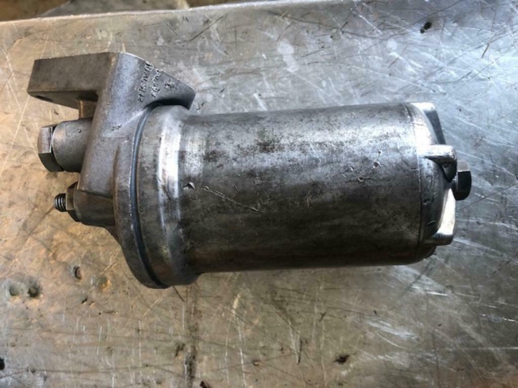 Oliefilter en beugel voor Mercedes 190, Ophalen of Verzenden, Gebruikt, Mercedes-Benz
