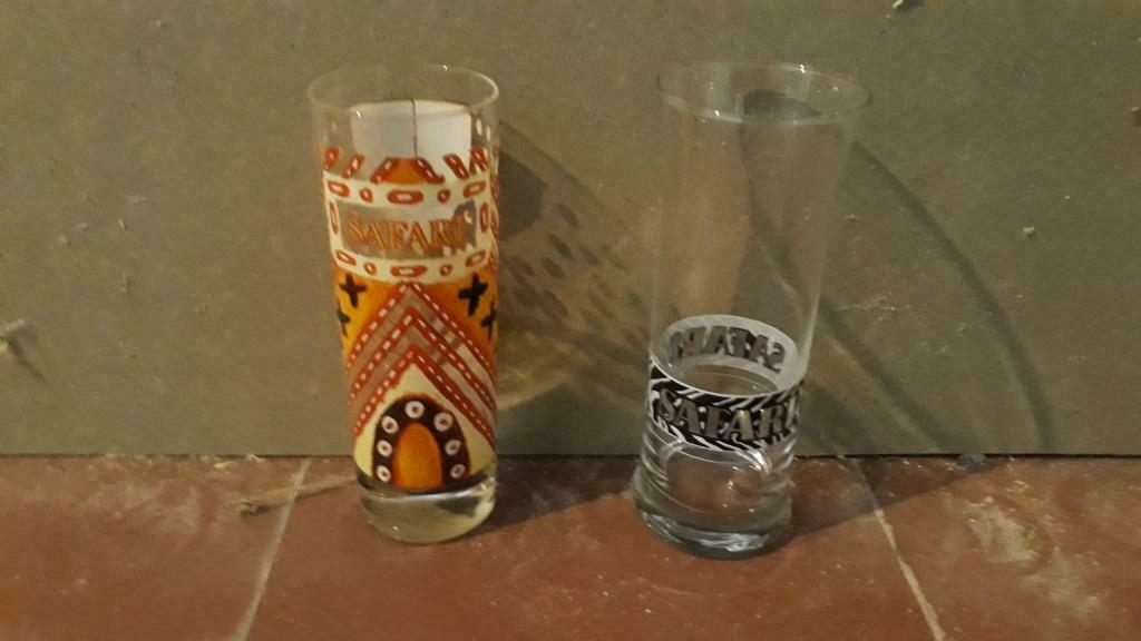 Glazen Hasseltse koffie safari ice tea coca-cola Disney, Enlèvement