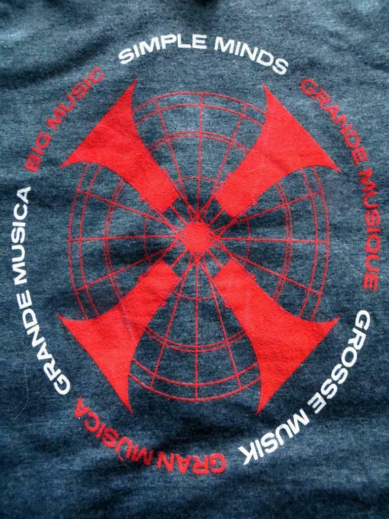 SIMPLE MINDS BIG MUSIC 2015 TOUR T-SHIRT ZWART - MEDIUM, Maat 38/40 (M), GILDAN, Verzenden, Zwart