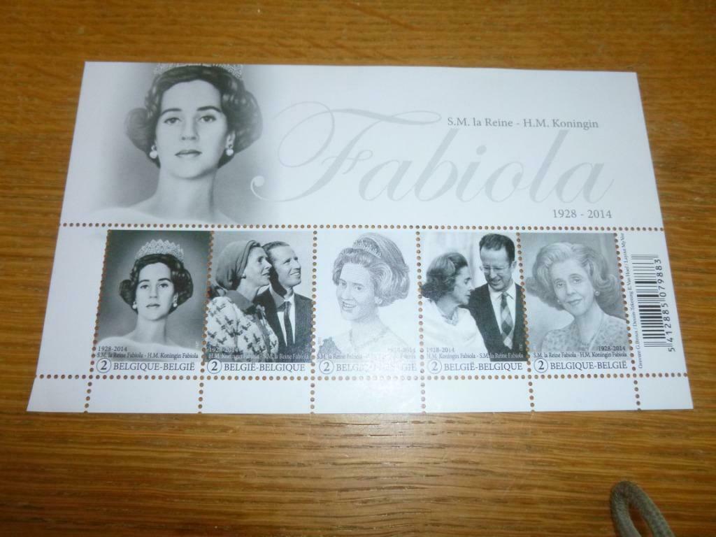 Feuillet S.M.la Reine Fabiola, Timbres & Monnaies, Neuf, Enlèvement ou Envoi, Non oblitéré, Maison royale