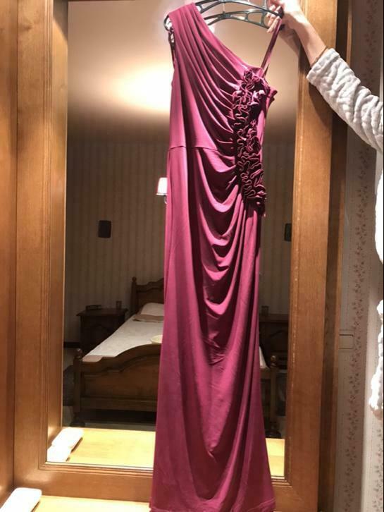 Robe longue de couleur rose foncé sushis portée une fois, Porté