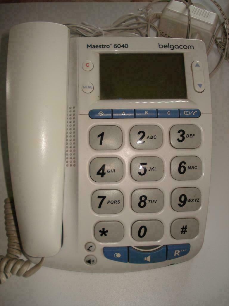 Vaste telefoon met grote toetsen, Ophalen, Gebruikt