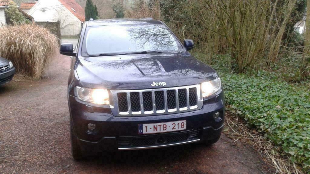 Jeep Grand Cherokee 3.0 V6 CRD Overland **FULL OPTIONS**, Auto's, Jeep, Automaat, Euro 5, Zwart, Blauw