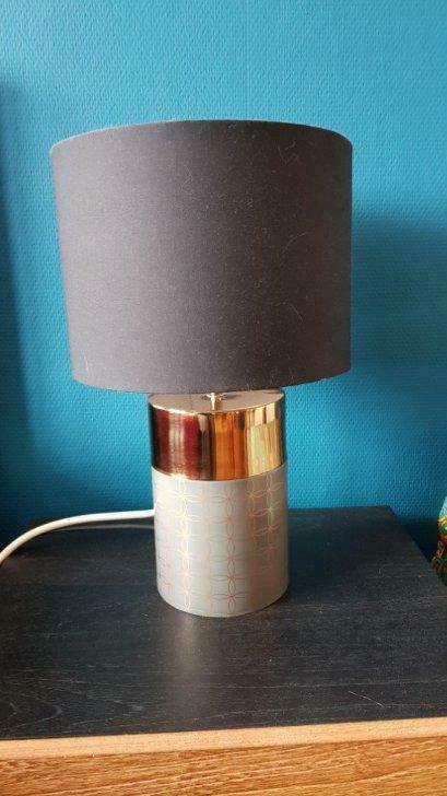 Lampe à poser, Ophalen, Gebruikt