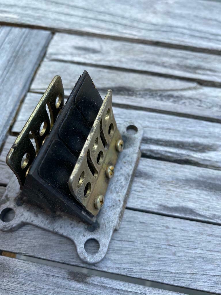 Boite à clapet carbone DERBI Senda / DRD, Enlèvement ou Envoi