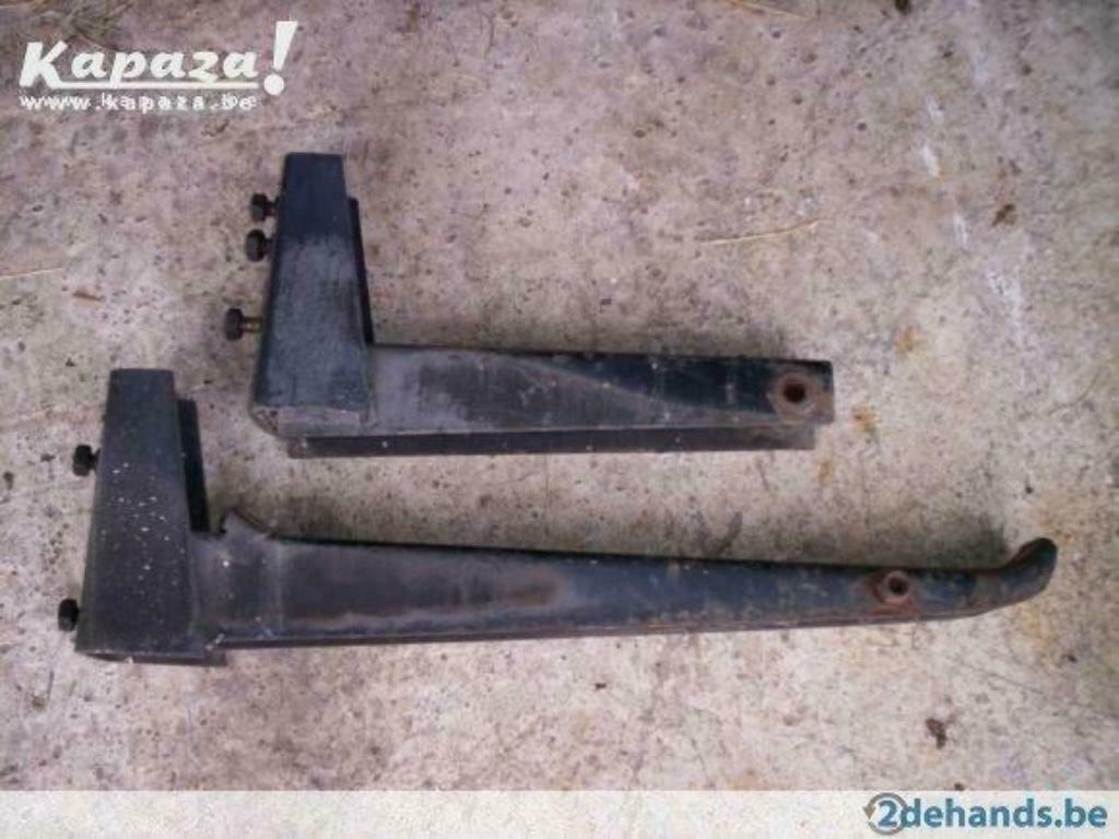 Unimog tanksteunen, Autos : Pièces & Accessoires, Enlèvement ou Envoi, Mercedes-Benz