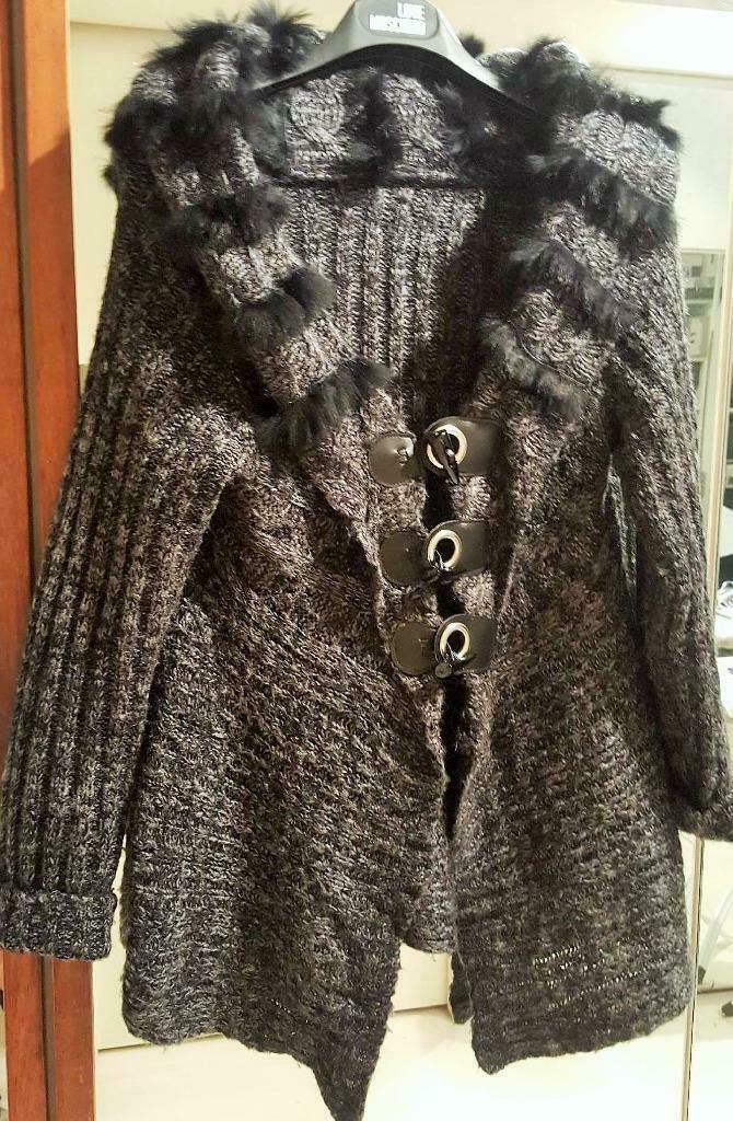 gilet chaud noir chiné gris  3 gros rivet argenté original, Enlèvement ou Envoi, Comme neuf, Taille 38/40 (M), Noir