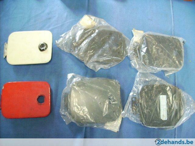 mazda oldtimer benzineklepjes  616 626 ..., Enlèvement ou Envoi, Neuf, Mazda