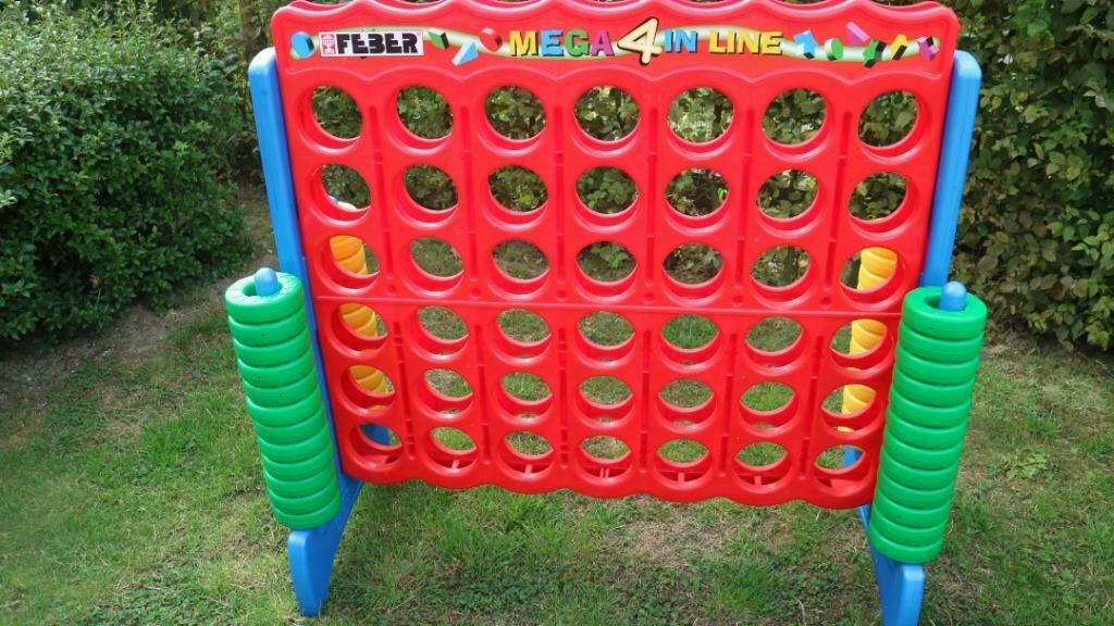 Te huur: Feber mega 4 op een rij spel, Hobby & Loisirs créatifs, Articles de fête | Location, Utilisé, Enlèvement ou Envoi