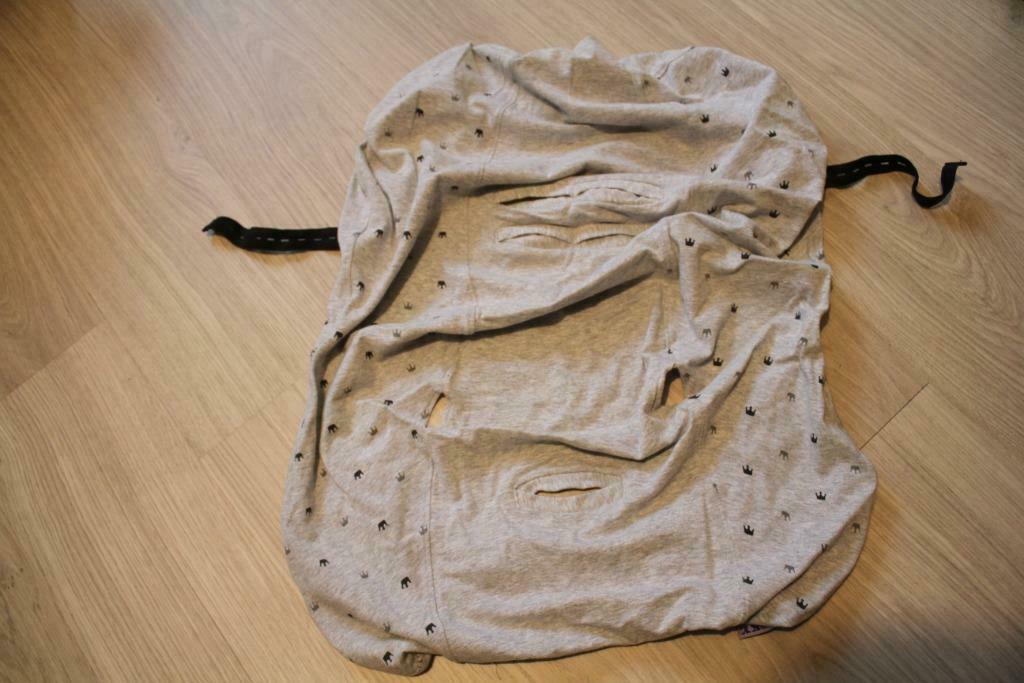 Beschermhoes van Dooky voor autostoel 5 puntsgordel, Ophalen of Verzenden, Gebruikt