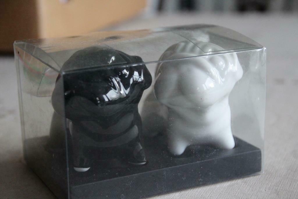 Peper- en zoutstel in de vorm van hondjes, Verzamelen, Ophalen of Verzenden, Nieuw, Porselein, Overige typen