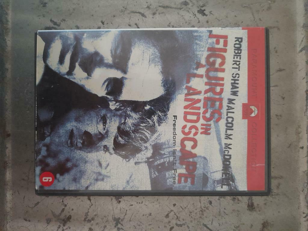 Figures in a landscape, Vanaf 6 jaar, Verzenden, Zo goed als nieuw, Actiethriller