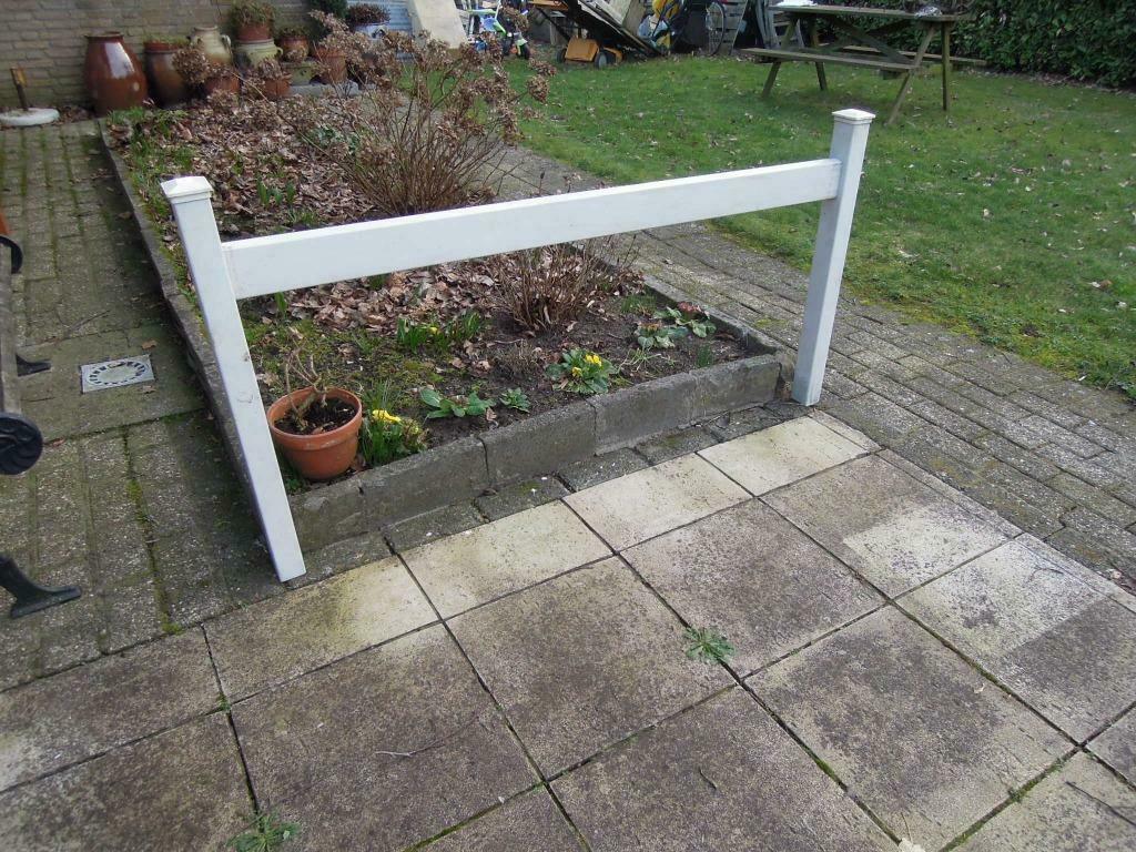 afsluiting wit plastiek  150 x 80 kunststof merk Marley, Tuin en Terras, Palen, Balken en Planken, Ophalen, Gebruikt, Minder dan 180 cm
