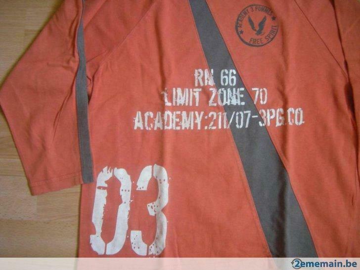 t-shirt 3 pommes, 8 ans, en tres bon etat, Gebruikt, Jongen, Shirt of Longsleeve