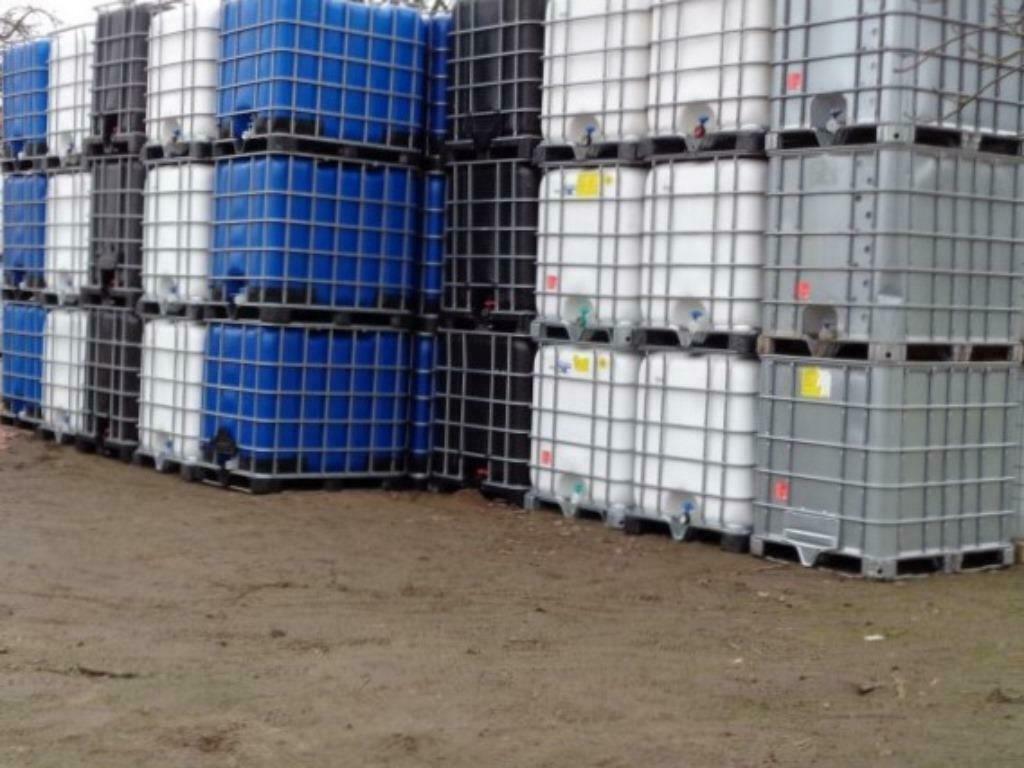 IBC containers, alle uitvoeringen, 100% zuiver, 60€ tot 150€, Kunststof, Met kraantje, 150 liter of meer, Ophalen of Verzenden