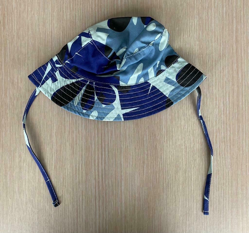 Blauw hoedje Hema maat 4-9 maand, Enfants & Bébés, Vêtements de bébé | Casquettes & Chapeaux, Garçon, Hema, Envoi, Chapeau