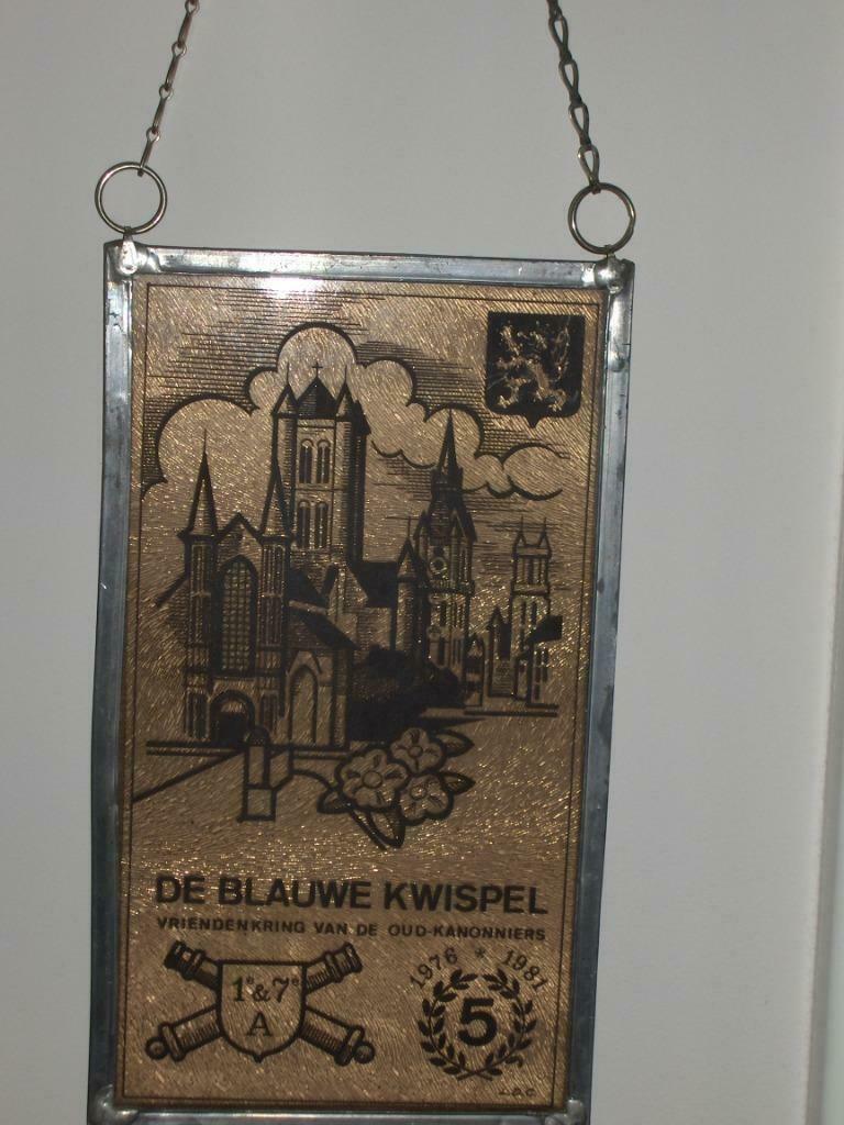 Glasraam - De blauwe kwispel, Ophalen