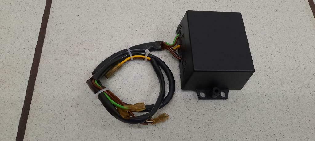 2 Boitier Filtre de fréquence pour Porsche 964, Autos : Pièces & Accessoires, Électronique & Câbles, Porsche, Utilisé, Enlèvement ou Envoi