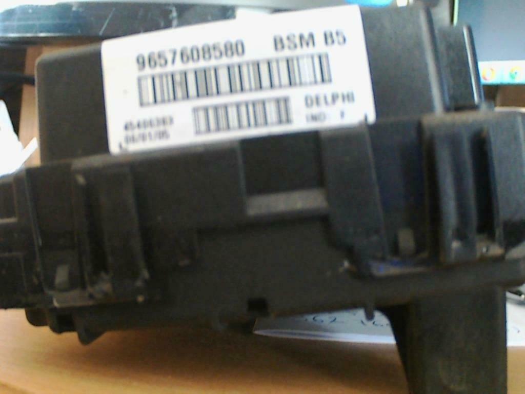 Boitier fusibles 2 Peugeot 307CC 1.6i 80KW 9657608580 (321), Auto-onderdelen, Overige Auto-onderdelen, Peugeot, Gebruikt, Ophalen of Verzenden