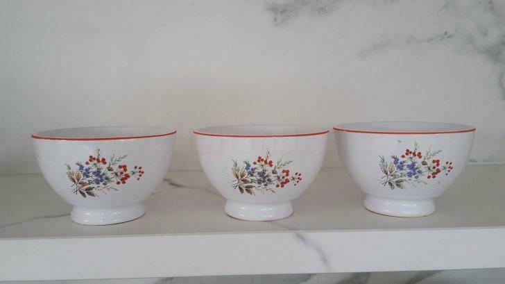 3 vintage soepkommetjes Portugese faience, Gebruikt, Schaal of Schalen