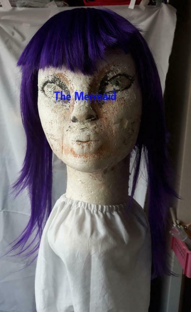 korte paarse pruik (Raven van DC-comics), Ophalen of Verzenden, Zo goed als nieuw