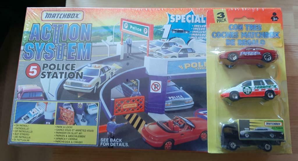 Matchbox Action System Police Station #5 met 3 modellen ext, Ophalen of Verzenden, Nieuw, Auto