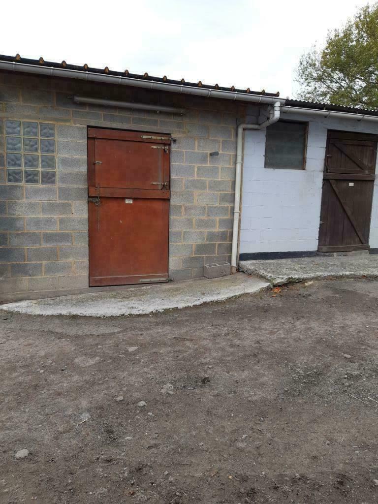 a louer boxe de rangement région de Mons , Saint- Ghislain, Diensten en Vakmensen, Verhuizers en Opslag