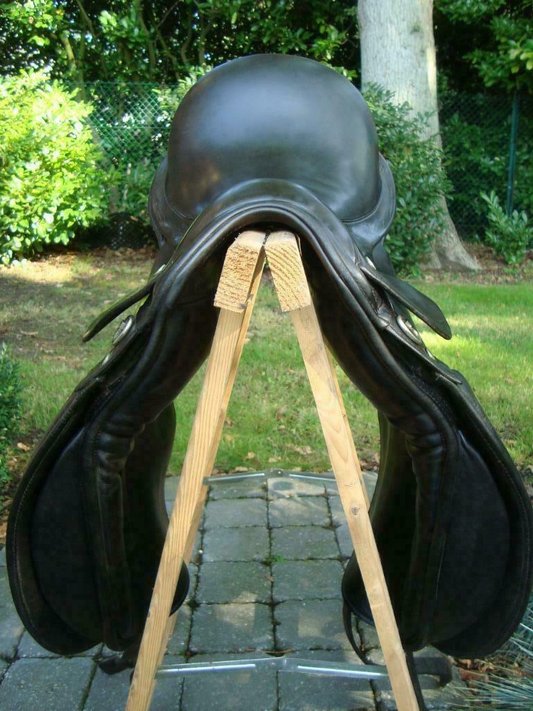 Selle de dressage Daaleman fabriqueé main  17 pouces, Enlèvement