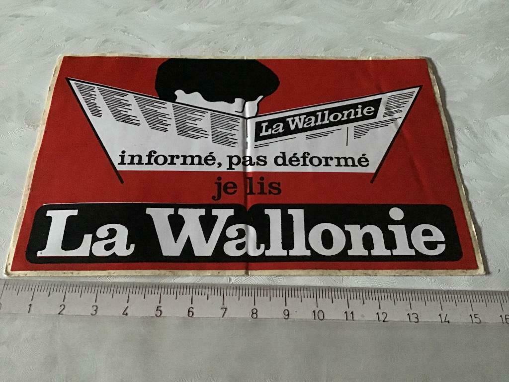 1 autocollant pour collier en forme de voiture avec le magaz, Collections, Enlèvement ou Envoi, Comme neuf