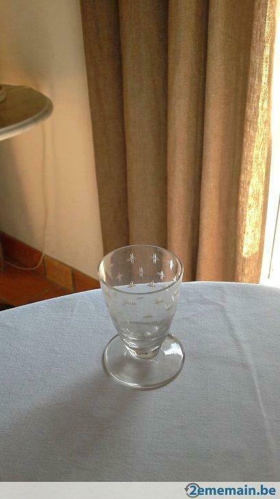 petit verre à liqueur - Val St Lambert