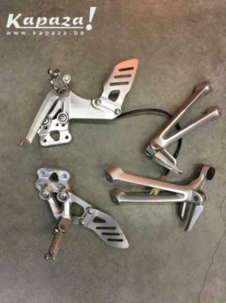 voetsteunset - stuurdemper Suzuki GSXR . 2006, Motoren, Ophalen, Gebruikt