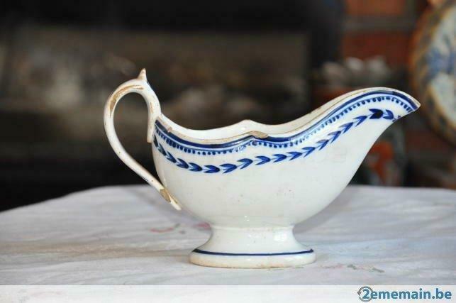 saucière tournai a restaurer, Antiquités & Art, Enlèvement ou Envoi