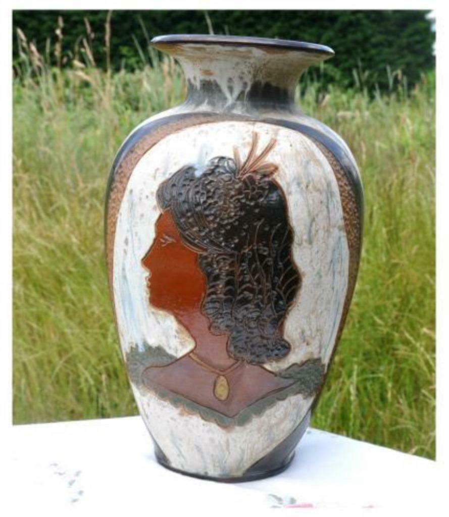 §  grand vase en gres profil feminin, Antiek en Kunst, Antiek | Keramiek en Aardewerk, Ophalen of Verzenden