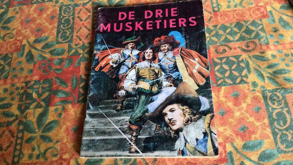 Les trois mousquetaires (z4), Livres, Enlèvement ou Envoi, Utilisé, Fiction général