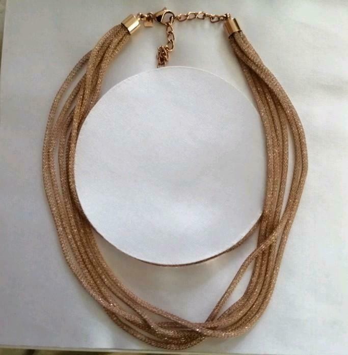 Victoria halsketting + armband Nieuw, Handtassen en Accessoires, Kettingen, Nieuw, Ophalen of Verzenden, Goud, Overige materialen