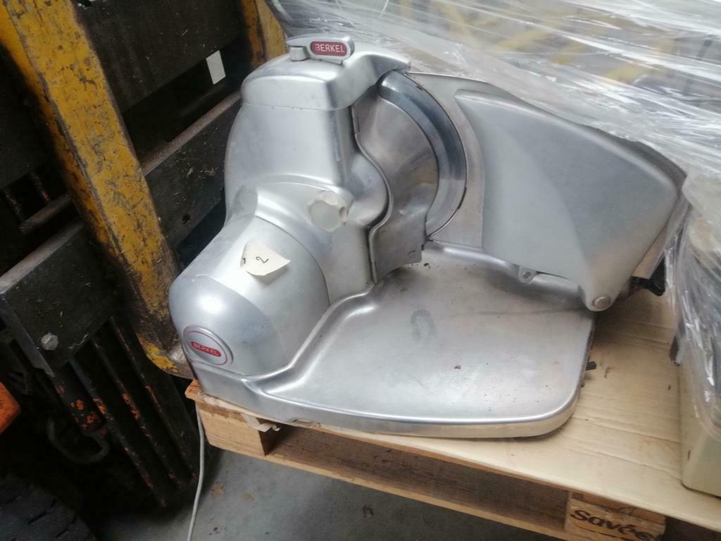 Berkel vlees /kaassnijmachine. Brood snijmachine., Zakelijke goederen, Horeca | Keukenapparatuur, Ophalen of Verzenden
