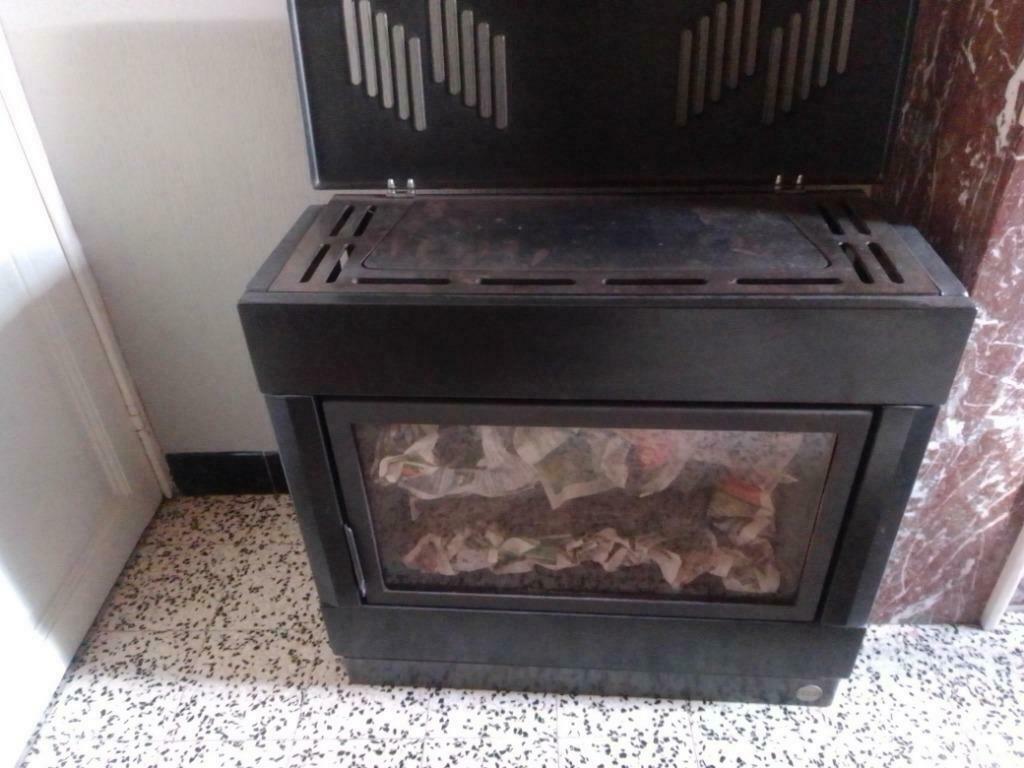 Poêle en fonte Efel -Effel au gaz naturel, Enlèvement ou Envoi, Autoportant, Gaz, Utilisé