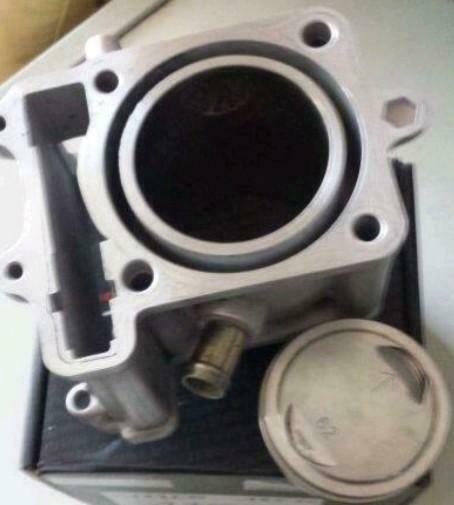 Cilinder / zuiger / segmenten Kymco Grand Dink 125cc LC, Ophalen of Verzenden, Gebruikt, Cilinder