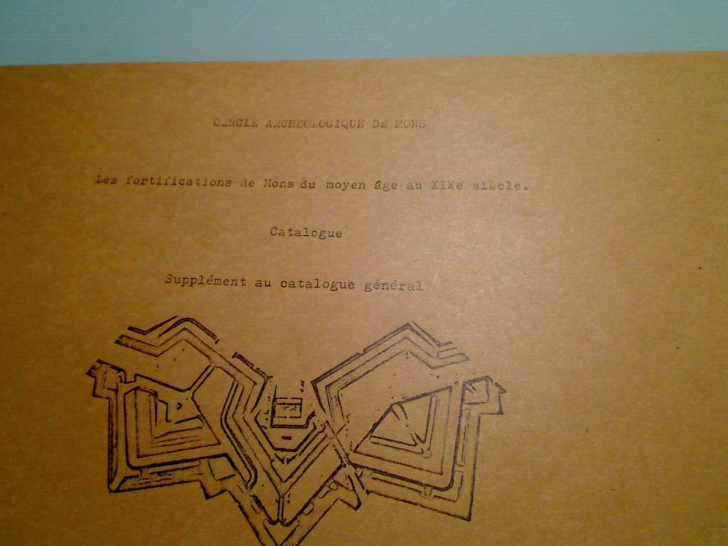 Brochure relative aux fortifications de Mons au Moyen-Âge, Antiquités & Art, Enlèvement ou Envoi