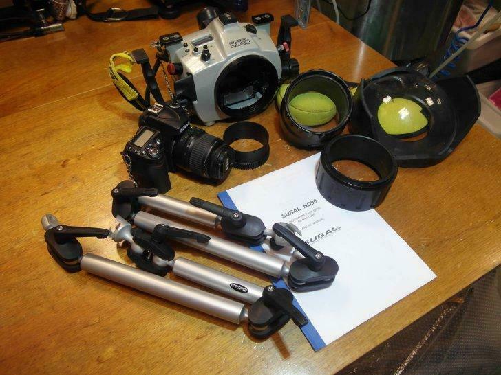 Camera Nikon D 90 + Subalonderwaterhuis en toebehoren, Audio, Tv en Foto, Fotocamera's Digitaal, Ophalen, Gebruikt, Spiegelreflex