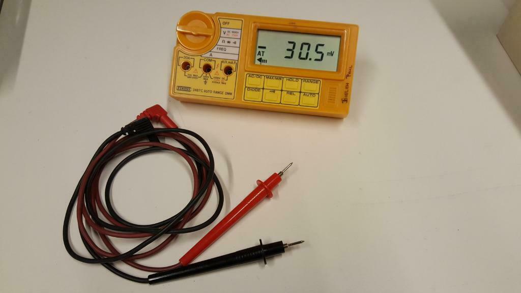 multimètre, Bricolage & Construction, Instruments de mesure, Enlèvement ou Envoi, Comme neuf, Multimètre
