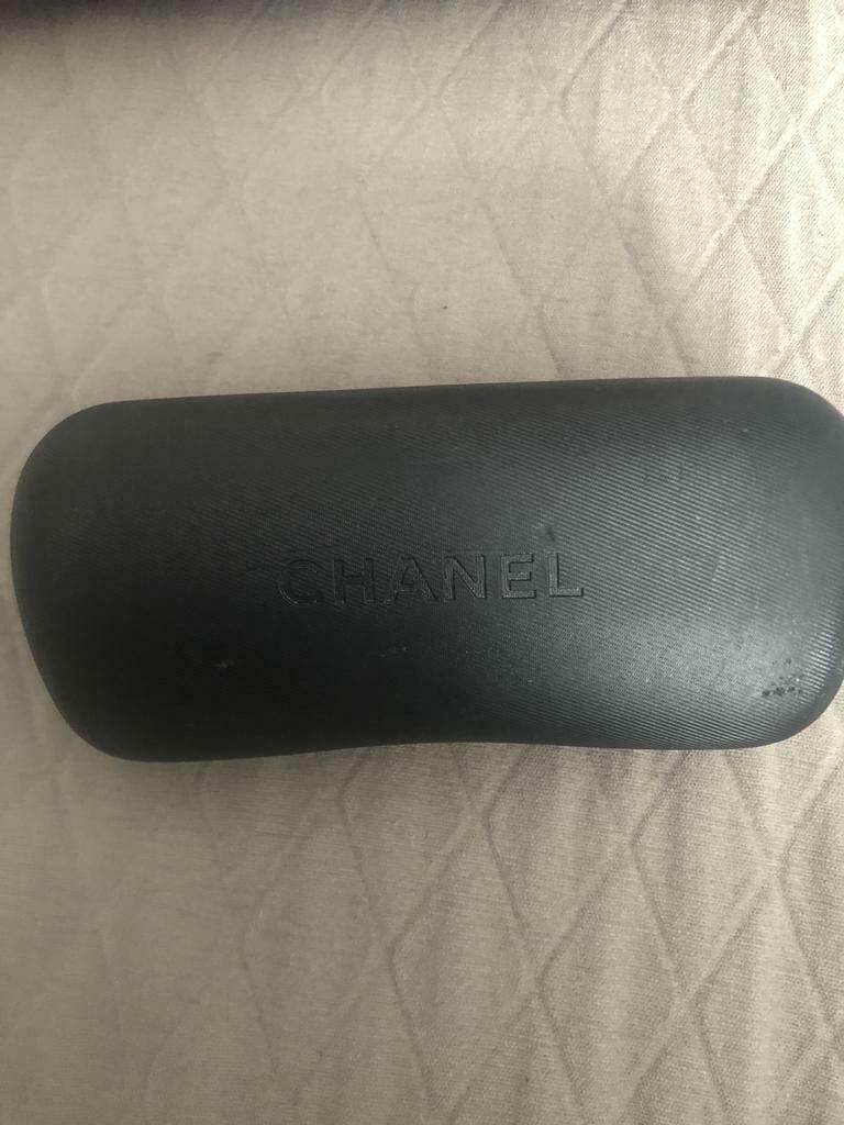 Boîte vide / étui vintage Chanel pour lunette, Comme neuf