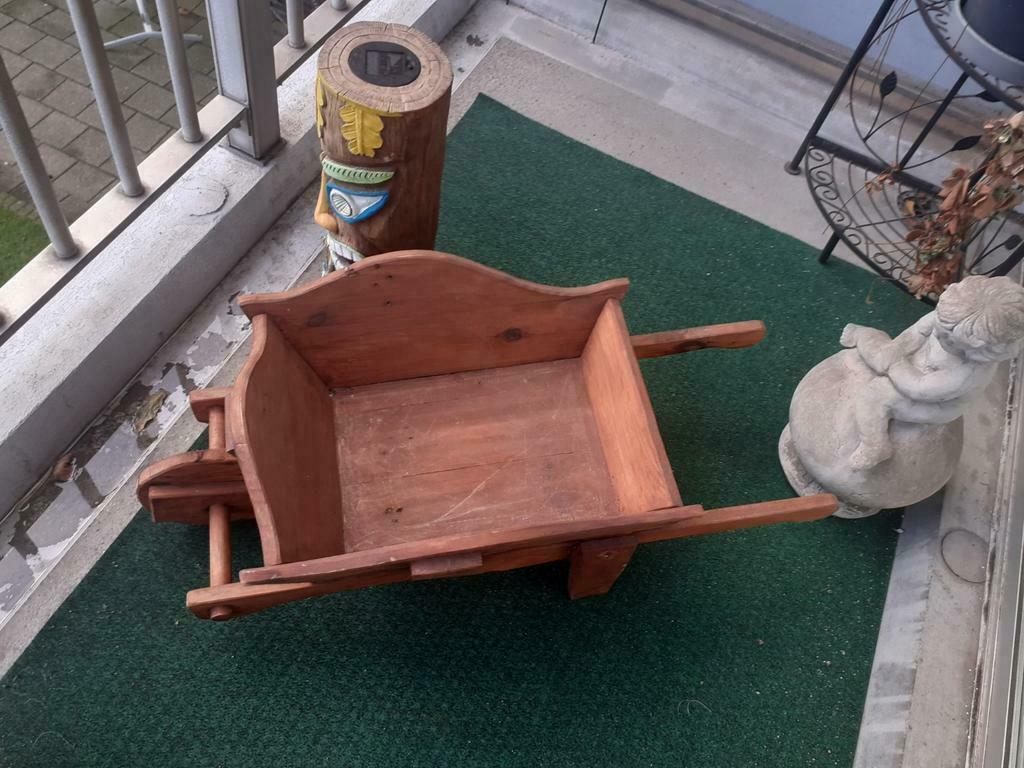 Mooie kruiwagen in hout, Ophalen of Verzenden, Zo goed als nieuw, Hout, Balkon